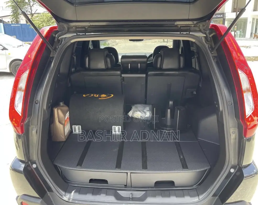 Nissan X-Trail 2.0 Petrol FWD 2013 Matt Black