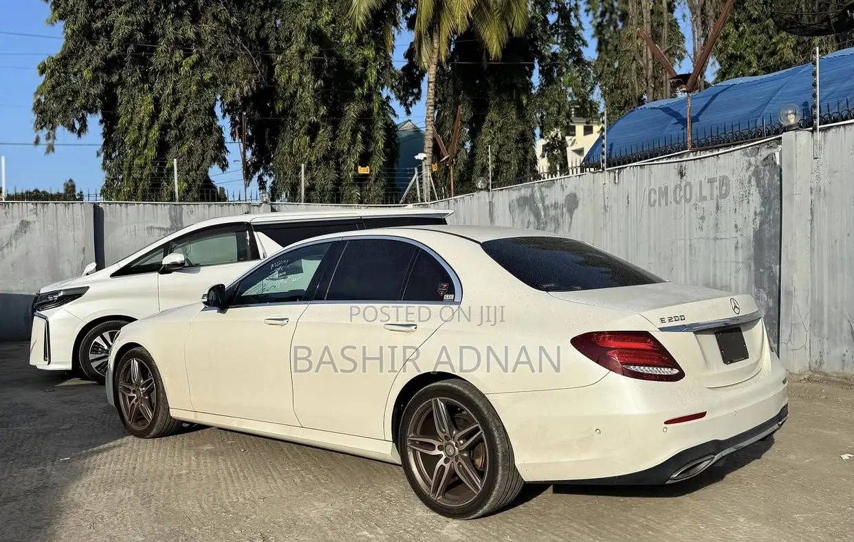 Mercedes-Benz E200 2017 White