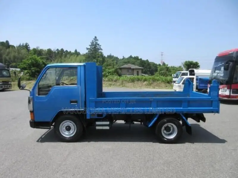 Mitsubish Canter Truck