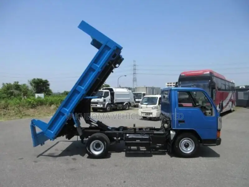 Mitsubish Canter Truck