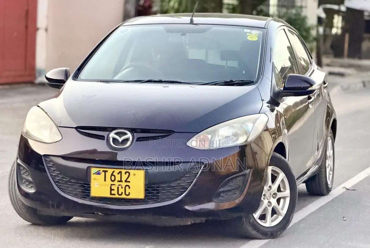 Mazda Demio 2012 Burgundy
