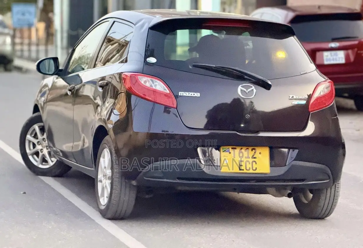 Mazda Demio 2012 Burgundy