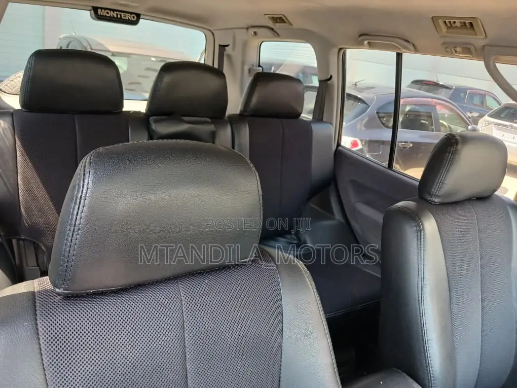 Mitsubishi Pajero 2.5 D Sport 2003 Black