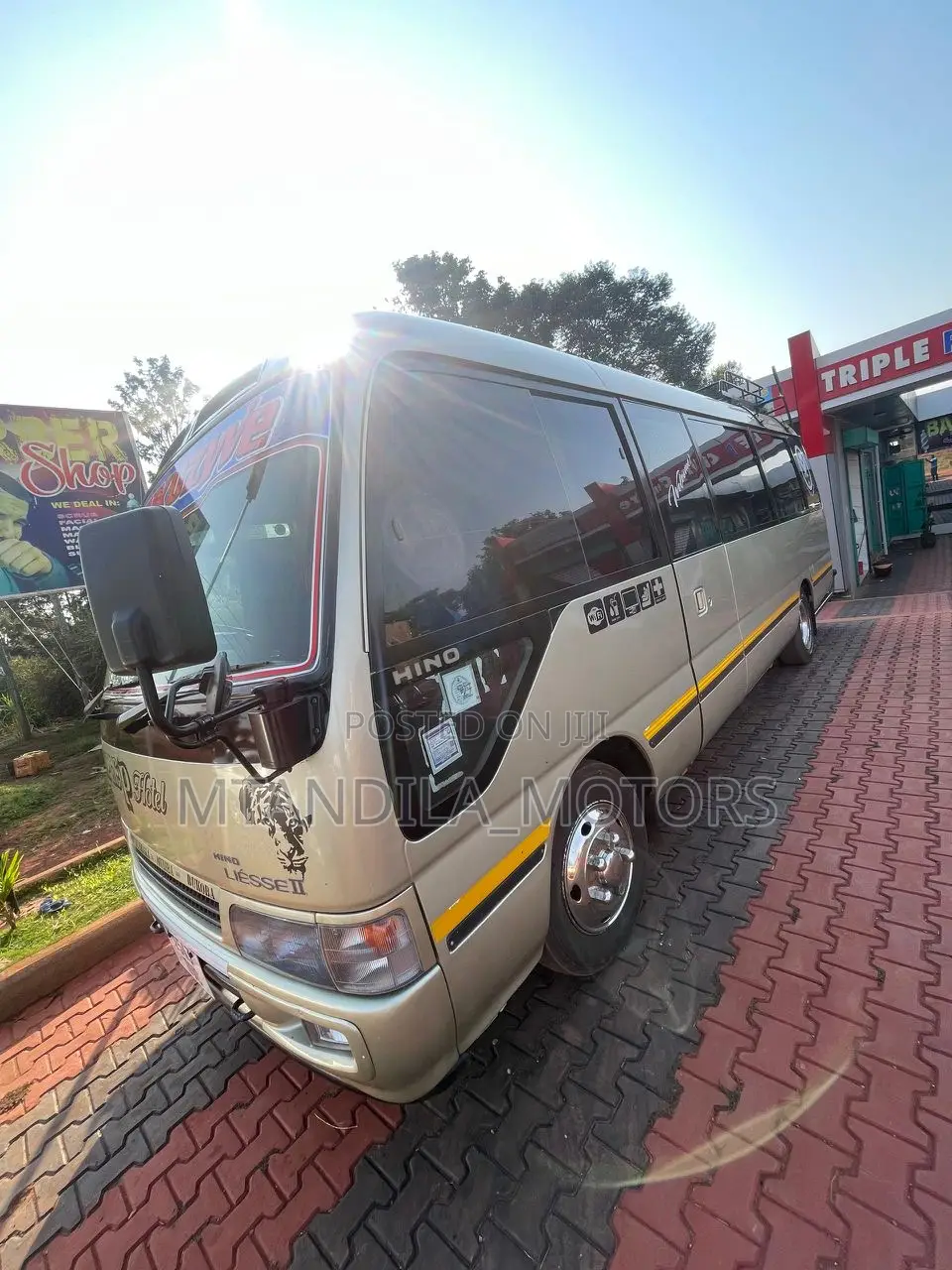 Toyota Coaster 2002 Gold
