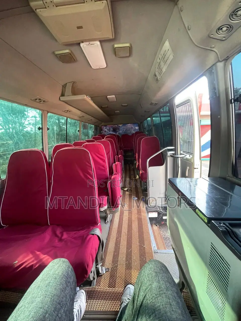 Toyota Coaster 2002 Gold