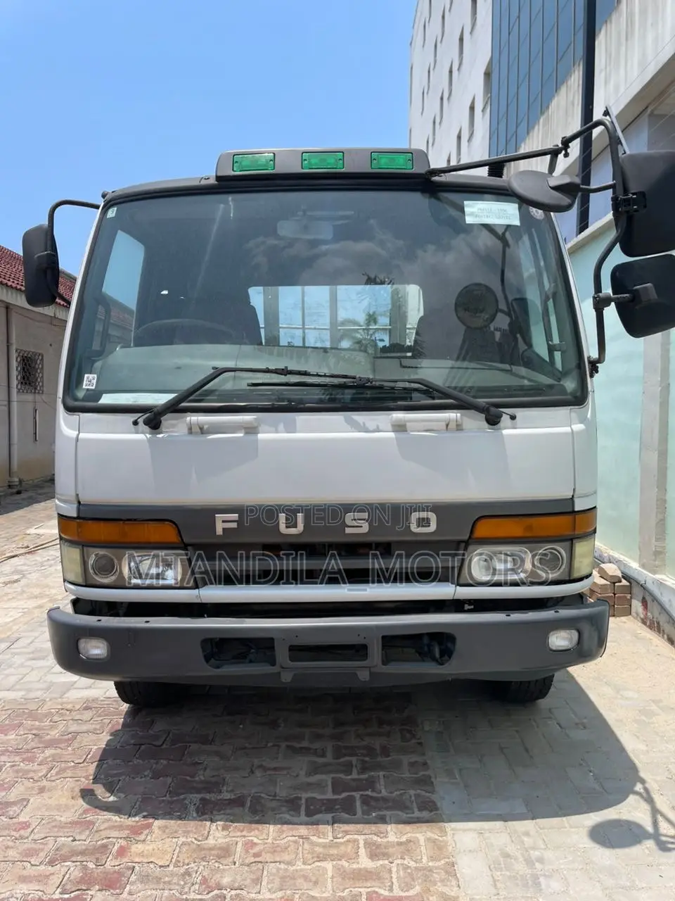 Fuso Food Truck Long Base