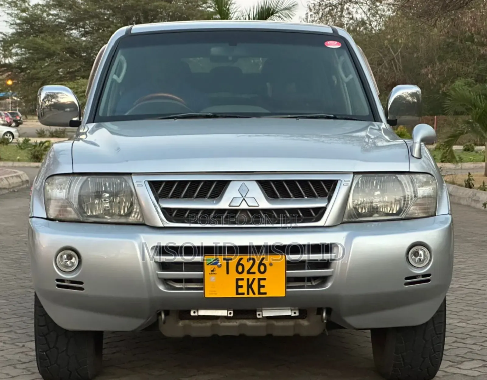 Mitsubishi Pajero 2005 Silver
