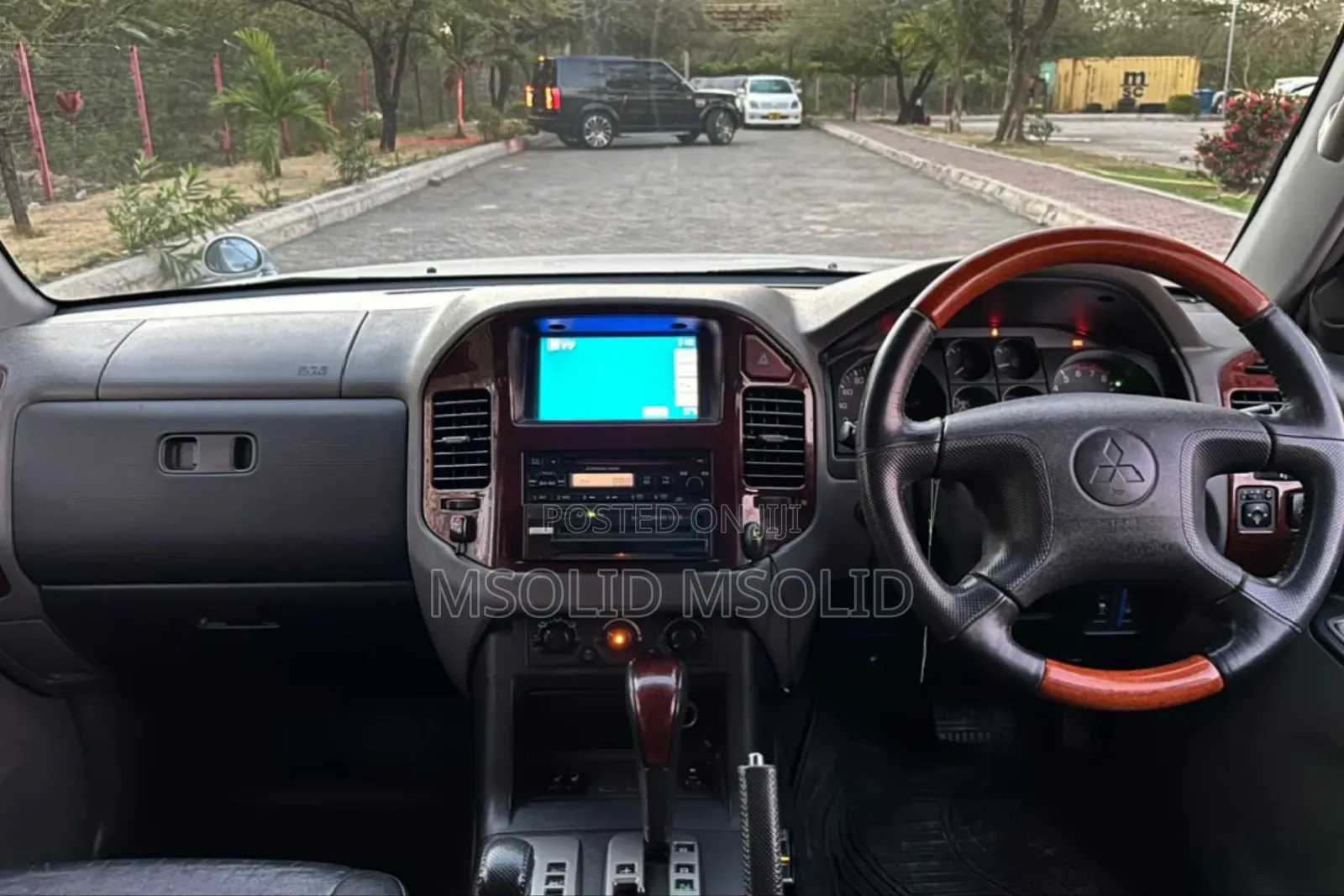 Mitsubishi Pajero 2005 Silver