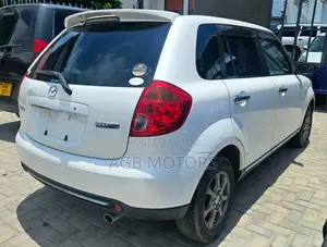 Mazda Verisa 2008 White