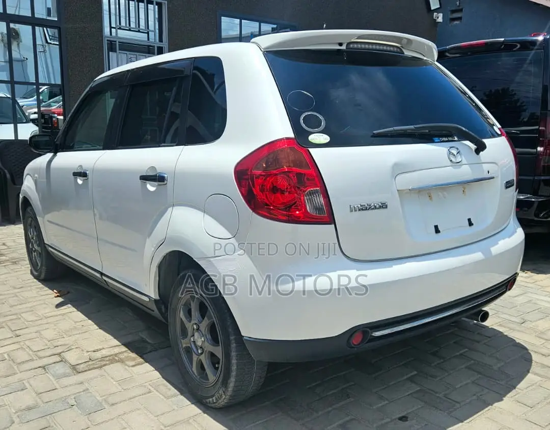 Mazda Verisa 2008 White