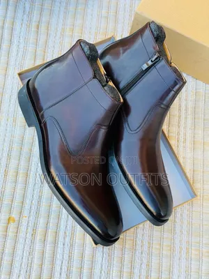 Men's Boots or Shoe Boots Very Very Smart and Smart
