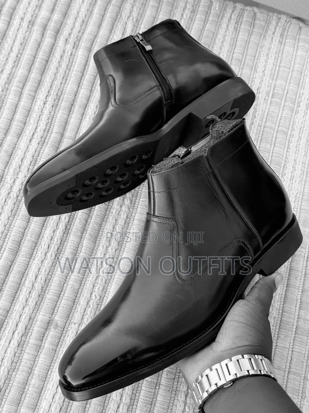 Men's Boots or Shoe Boots Very Very Smart and Smart