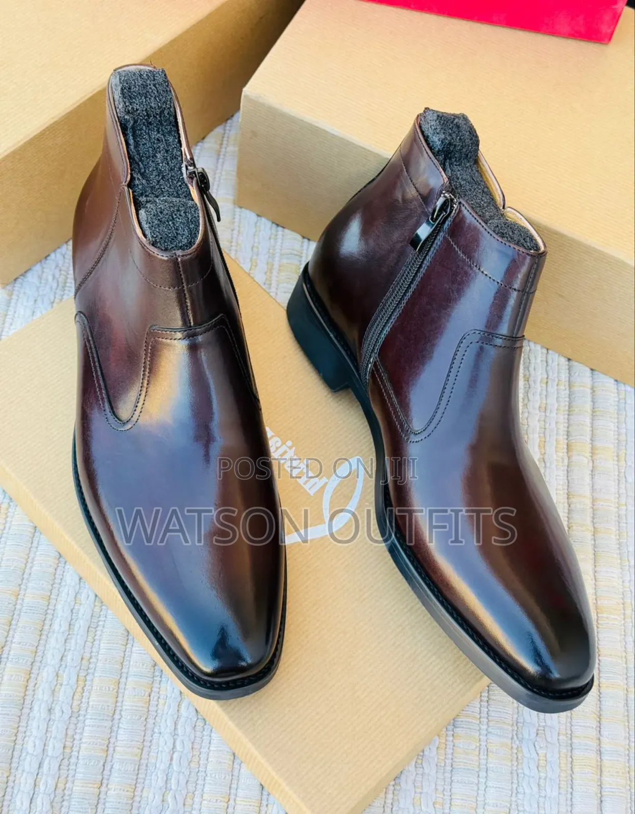 Men's Boots or Shoe Boots Very Very Smart and Smart