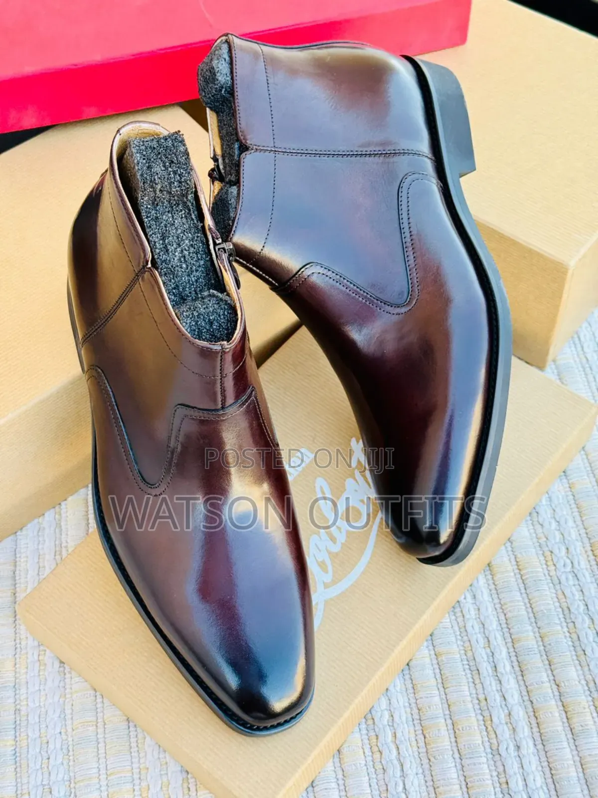 Men's Boots or Shoe Boots Very Very Smart and Smart