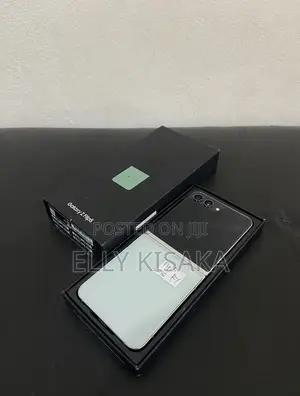 New Samsung Galaxy Z Flip 5 256 GB Black