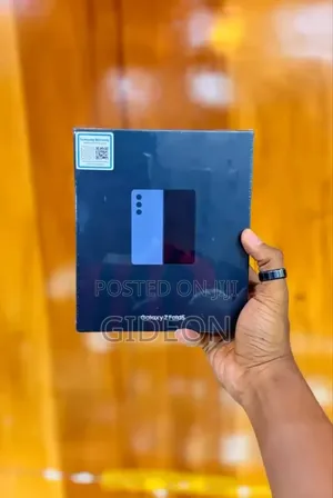 New Samsung Galaxy Z Fold 5 256 GB Gray
