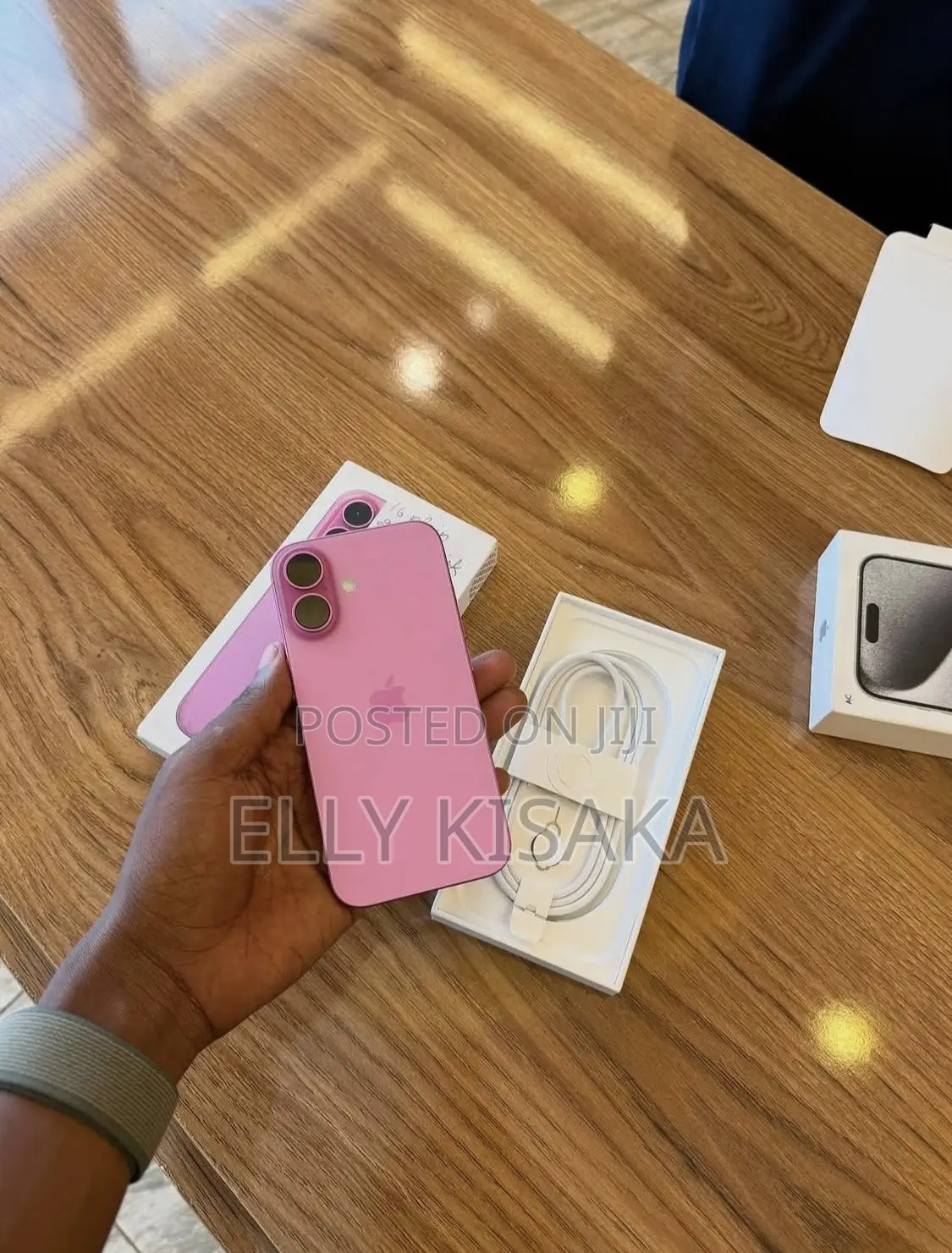 New Apple iPhone 16 128 GB Pink