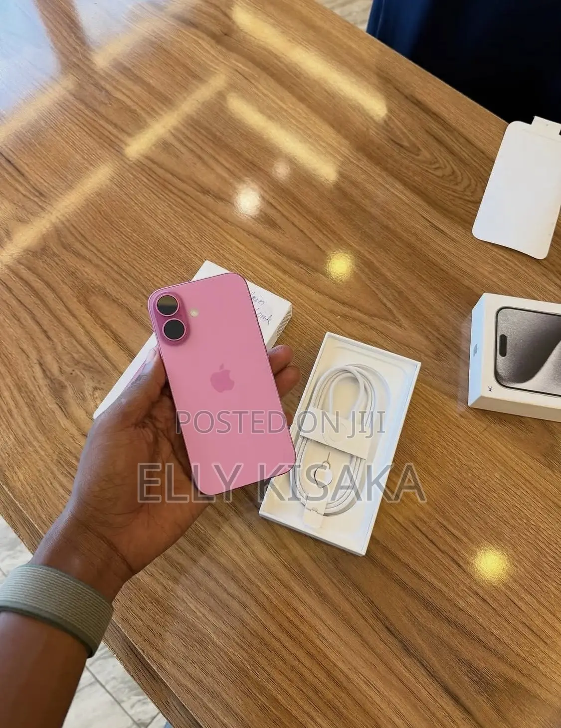 New Apple iPhone 16 128 GB Pink