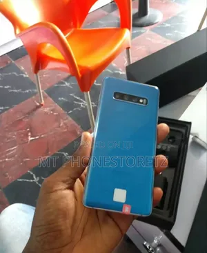 New Samsung Galaxy S10 Plus 128 GB Black