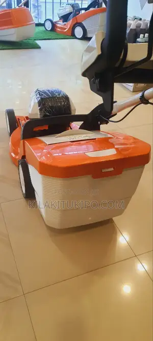 Cordless Lawnmower Stihl Rma 448.2vc