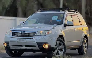 Subaru Forester 2009 White