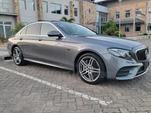 Mercedes-Benz E350e 2018 Gray