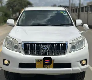 Toyota Land Cruiser Prado 4.0 Petrol TX 2010 White