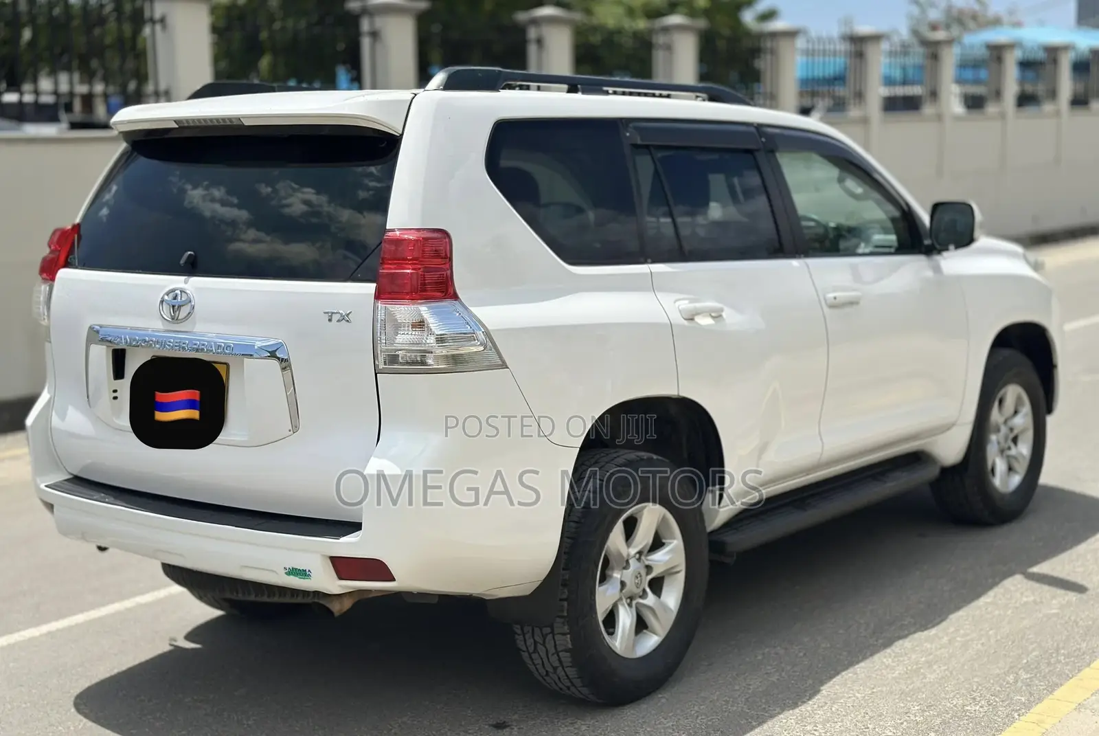 Toyota Land Cruiser Prado 4.0 Petrol TX 2010 White