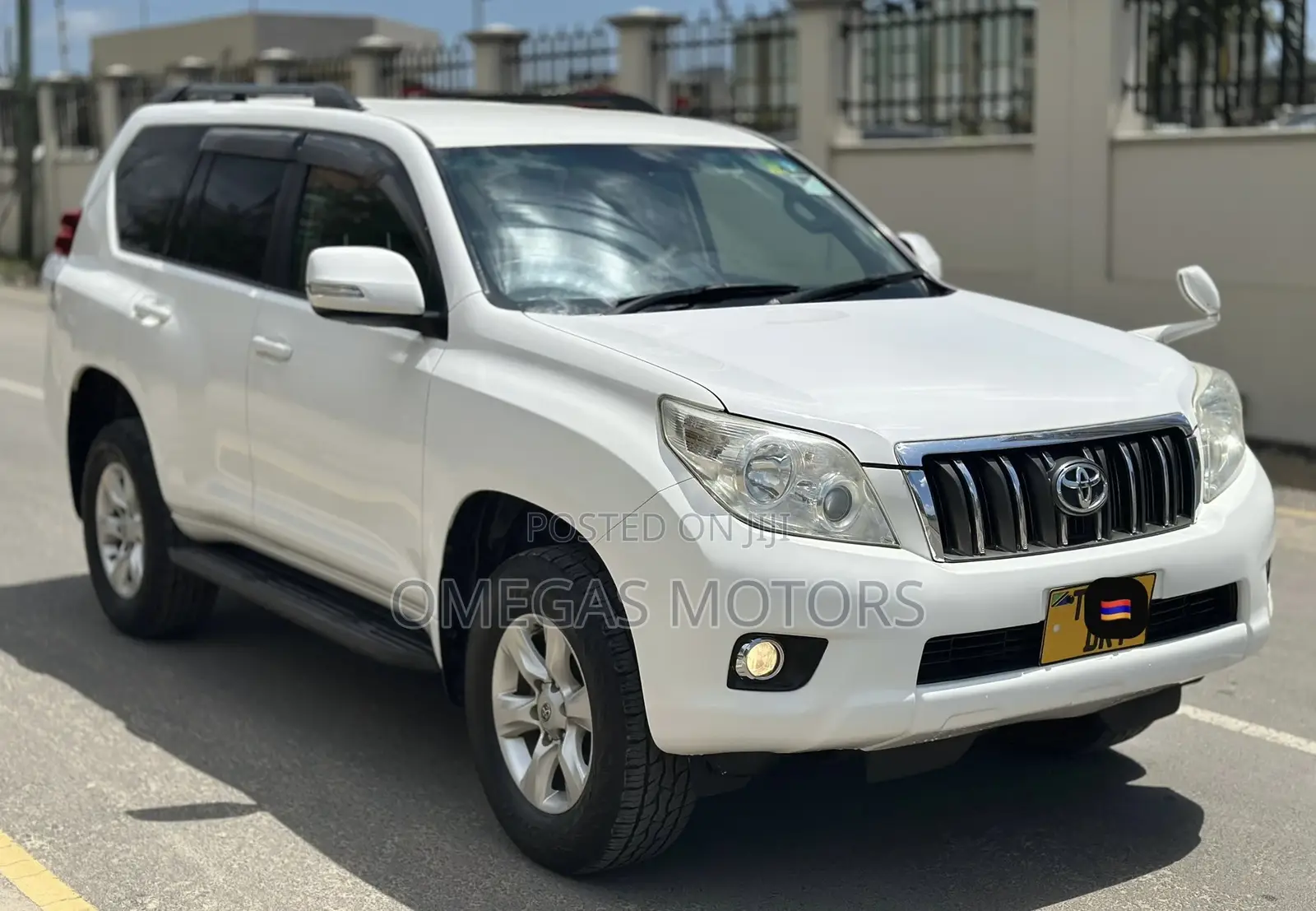 Toyota Land Cruiser Prado 4.0 Petrol TX 2010 White