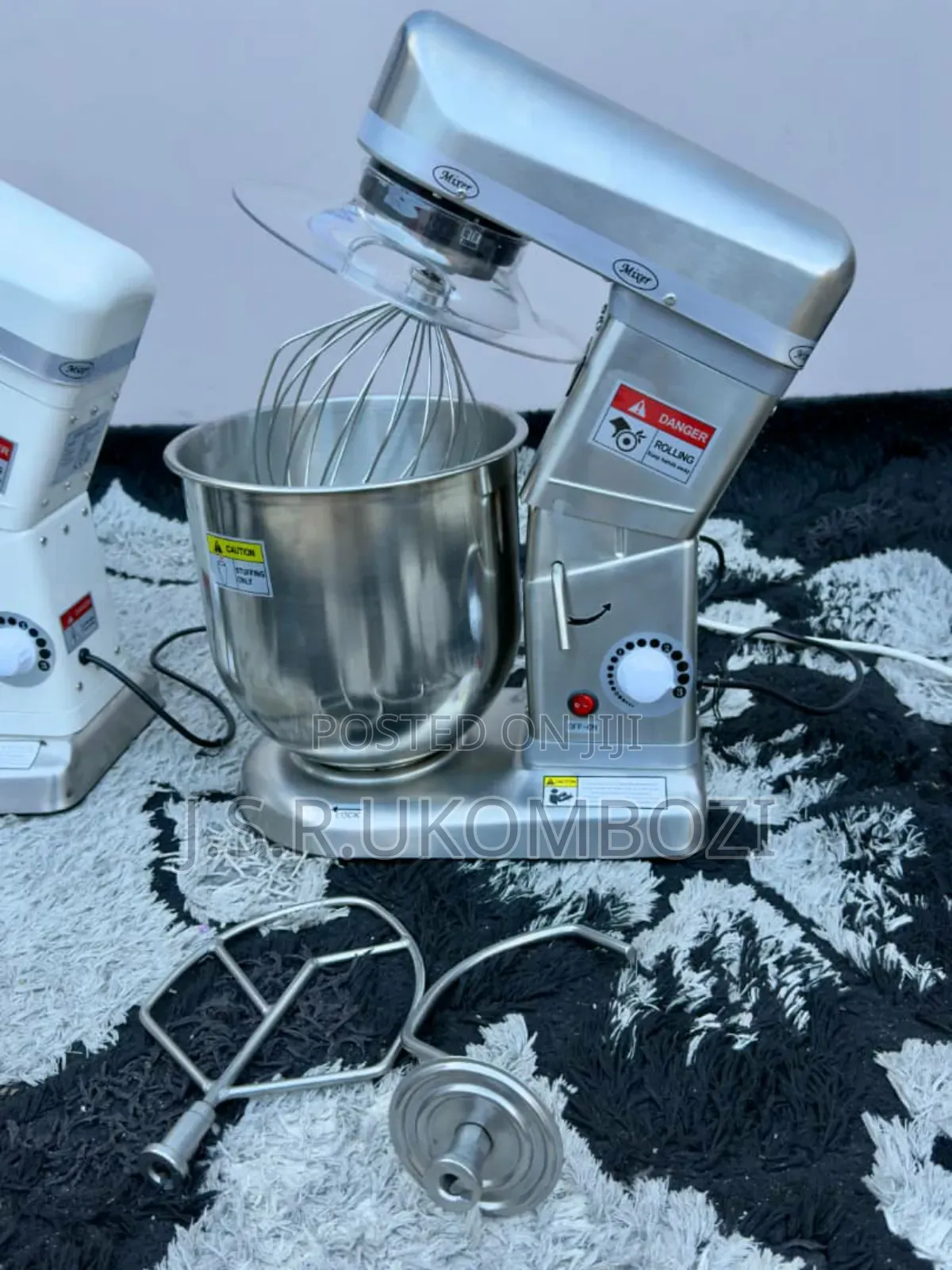 . Stand Mixer B10