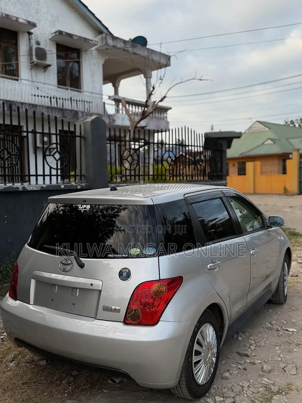 Toyota IST 2005 Silver