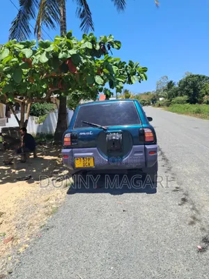 Toyota RAV4 1999 Green