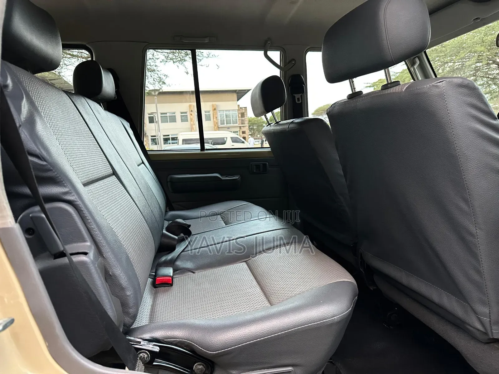 Toyota Land Cruiser 2022 Gold