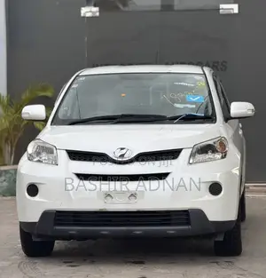 Toyota IST 2008 White