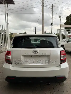 Toyota IST 2008 White