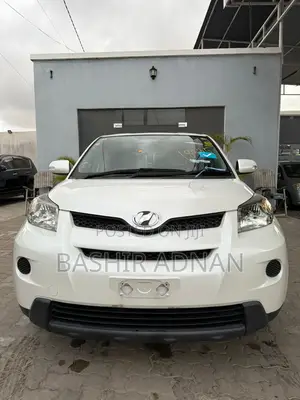 Toyota IST 2008 White