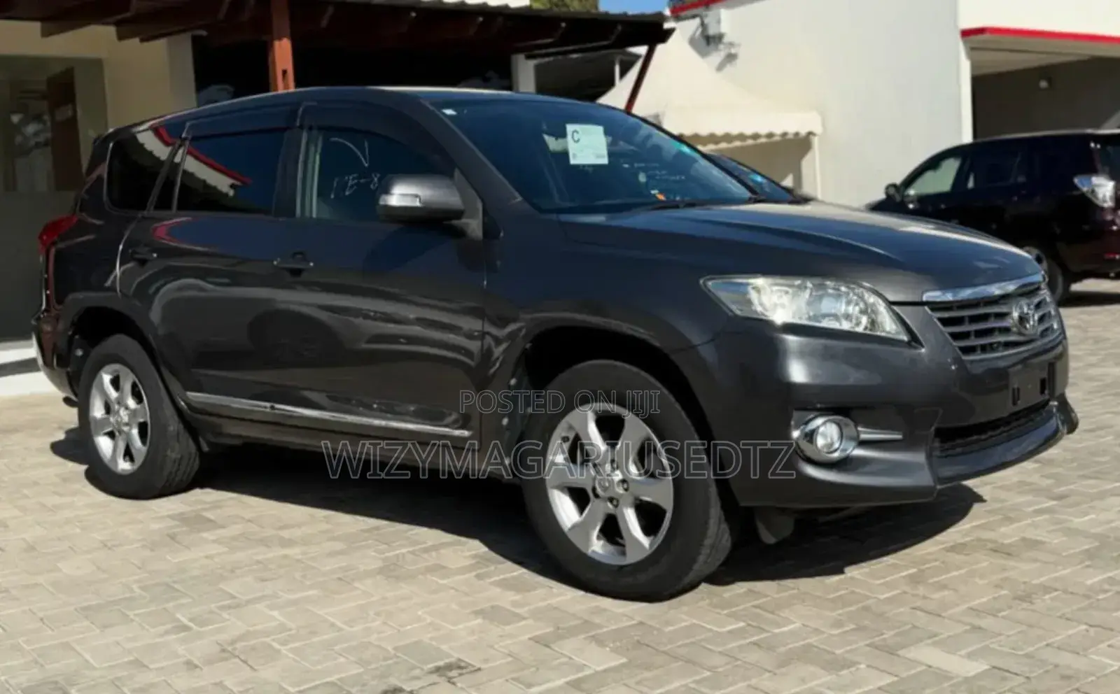 Toyota Vanguard 2012 Gray