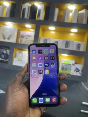 Apple iPhone 11 64 GB Black