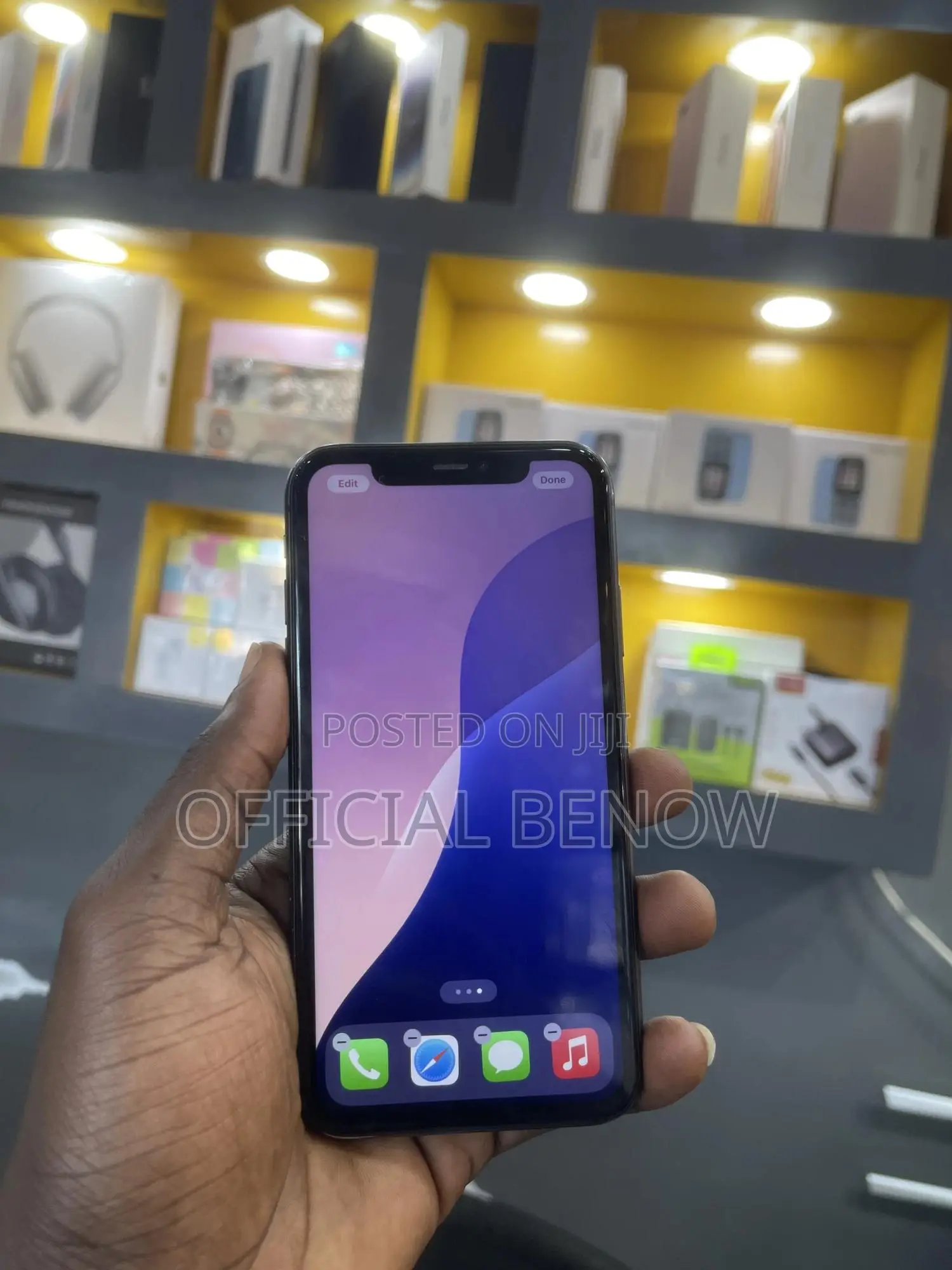 Apple iPhone 11 64 GB Black