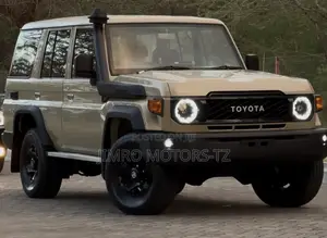 Toyota Land Cruiser 2022 Beige