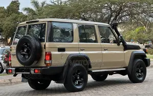 Toyota Land Cruiser 2022 Beige