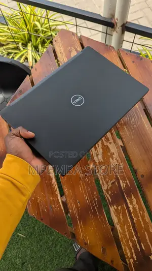 Laptop Dell Latitude 7390 8GB Intel Core I5 SSD 256GB
