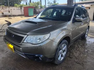 Subaru Forester 2009 Gold