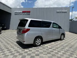 Toyota Alphard 2.4 Petrol FWD 2008 Silver