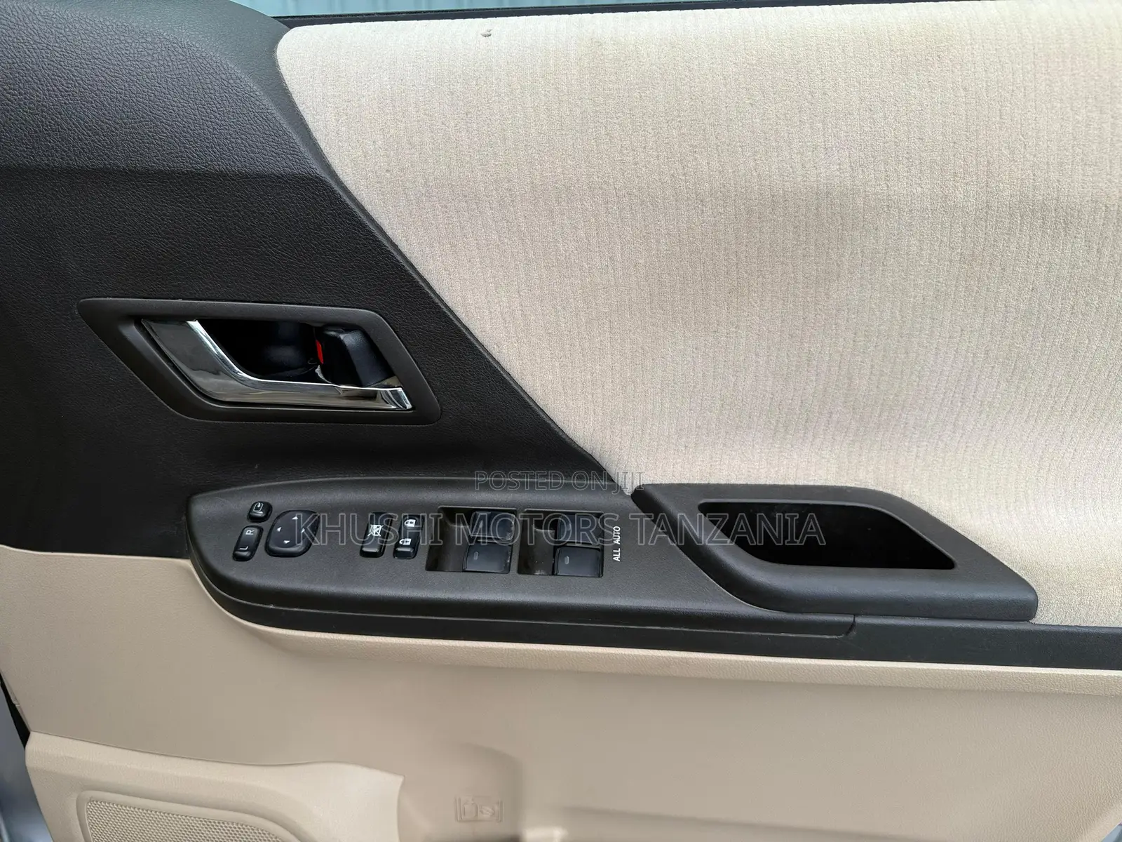 Toyota Alphard 2.4 Petrol FWD 2008 Silver