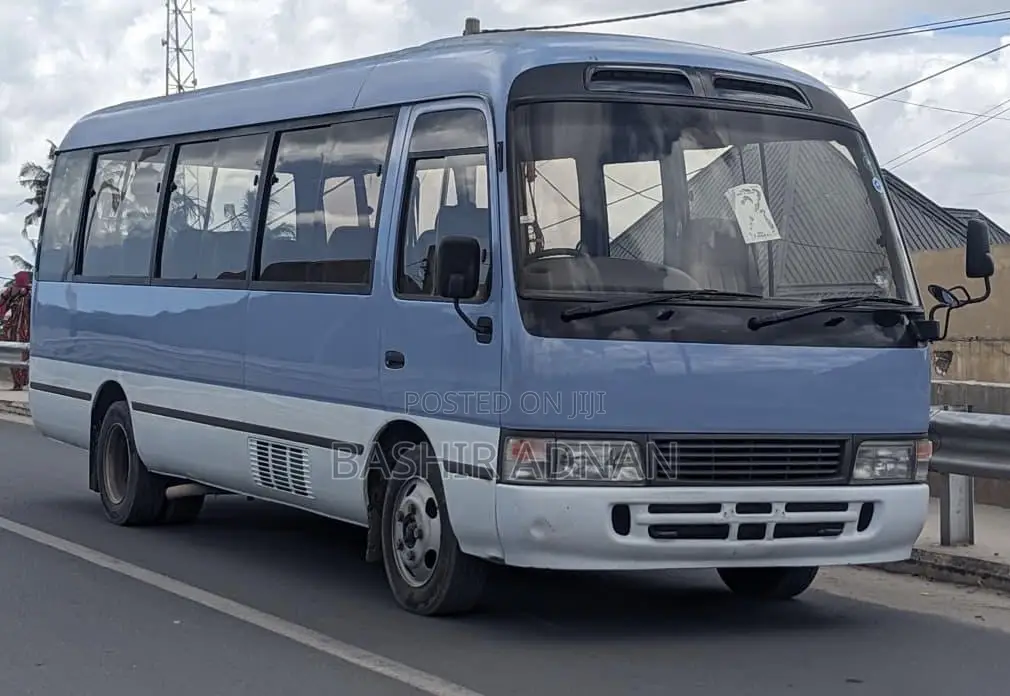 Toyota Coaster 2005 Blue