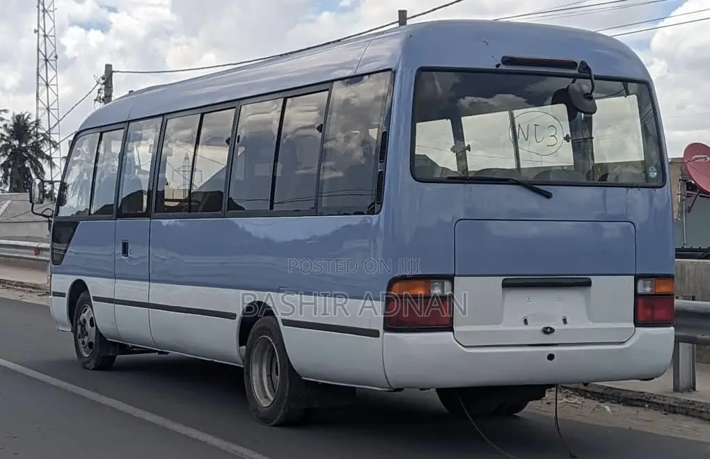 Toyota Coaster 2005 Blue