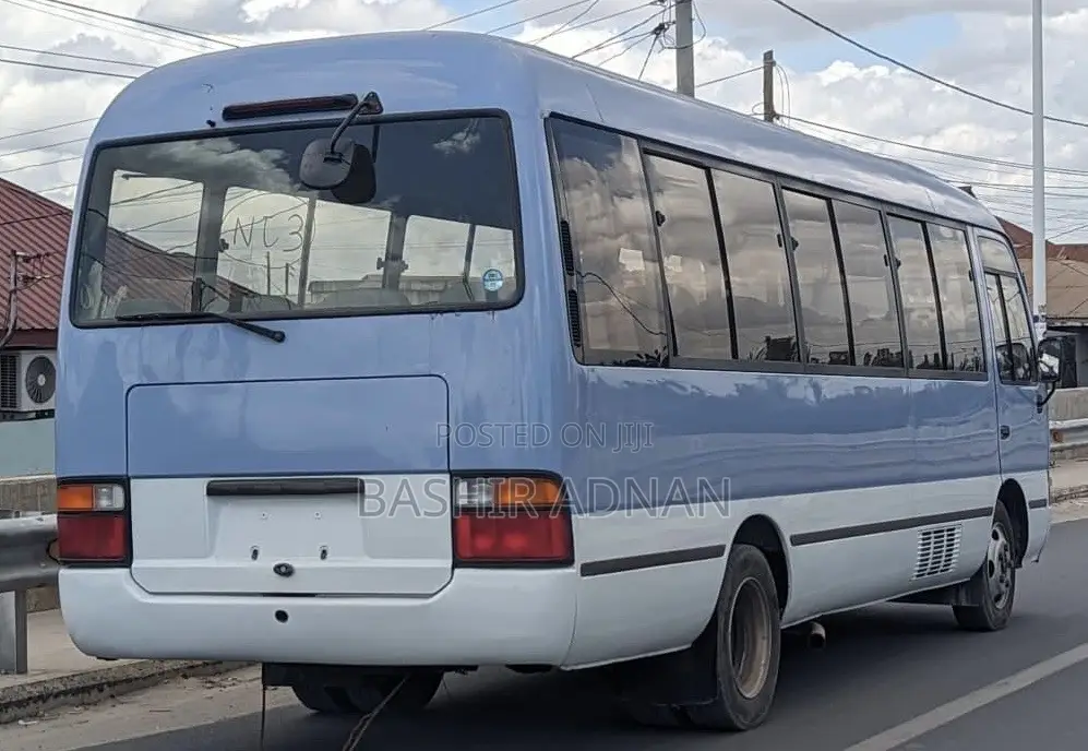 Toyota Coaster 2005 Blue