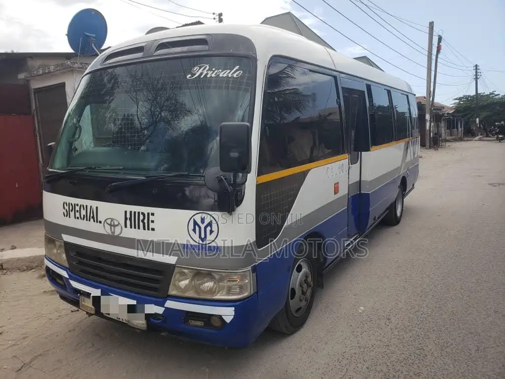Toyota Coaster 2000
