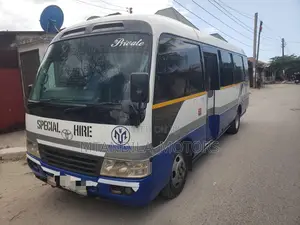 Toyota Coaster 2000